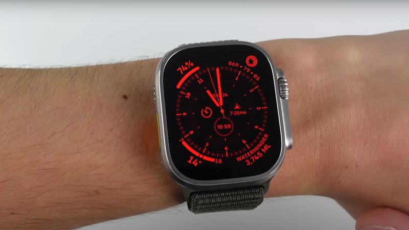 Activate Night Mode in Apple Watch Ultra Red