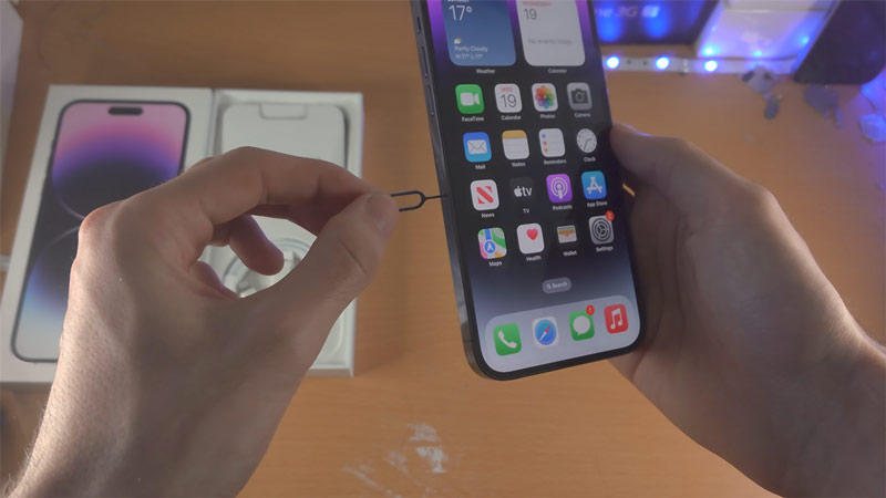 put sim card iphone 14 pro max