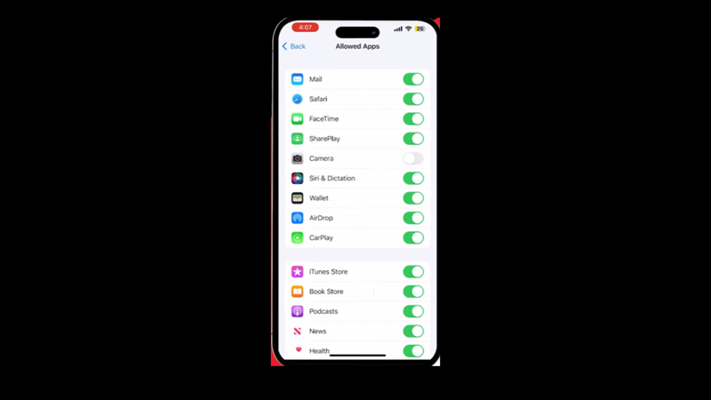 iPhone 14: How to remove Camera from Lock Screen