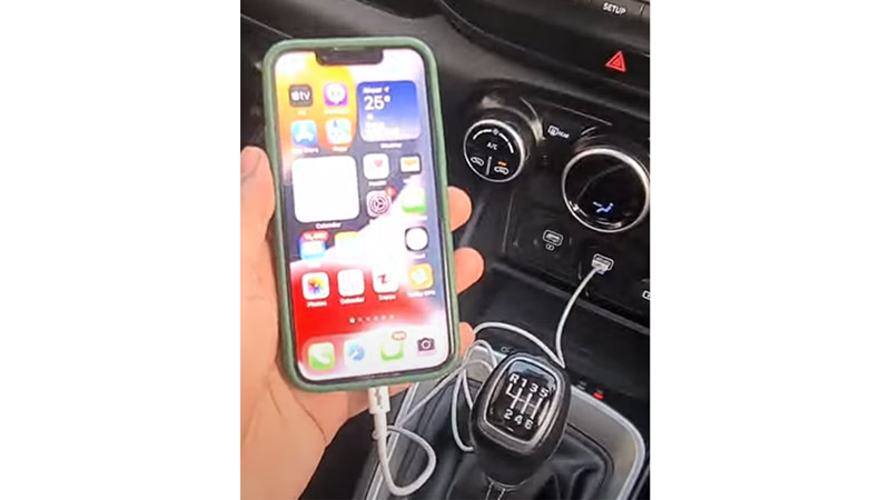 Connect iPhone to Car via USB